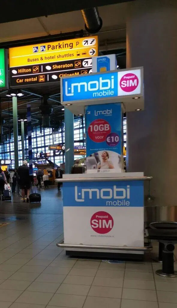 L.Mobi Mobile kiosk at main hall