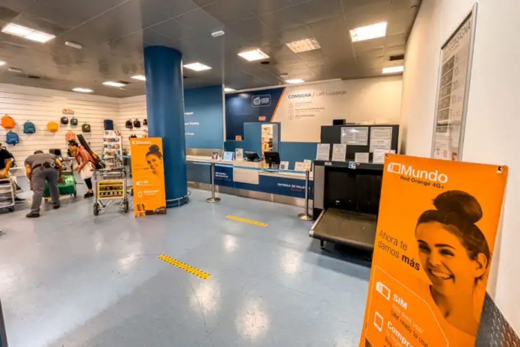 Consigna kiosk at Barajas Airport