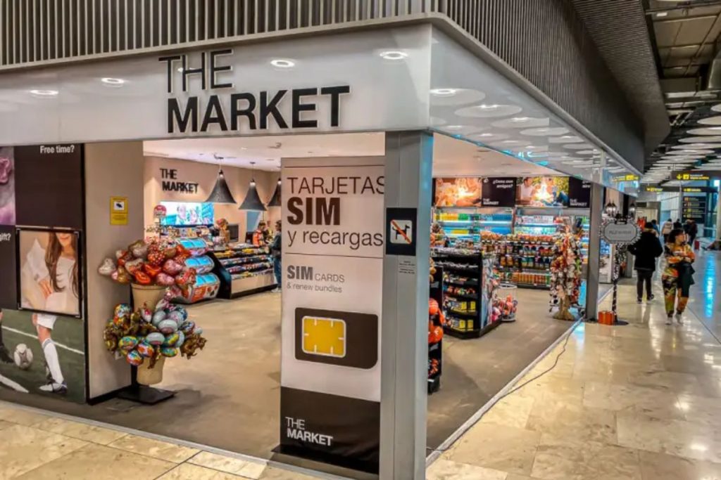 The Market sell sim card at Barajas Airport