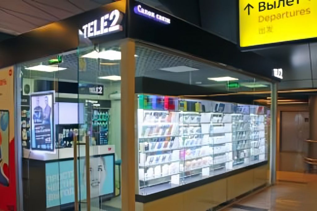 Buying SIM card at Vilnius International Airport (Tele2 Store)